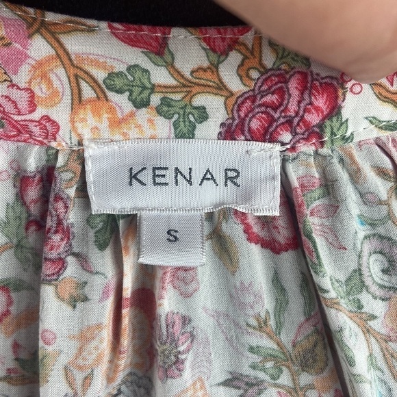 Kenar Floral Printed Flowy Blouse - Picture 4 of 6
